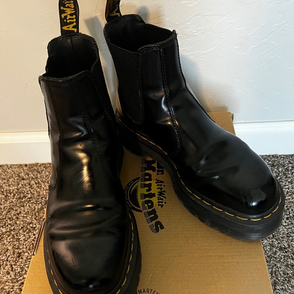 Dr. Martens 2976 Quad Platform US Women’s Size 8 - Picture 1 of 4